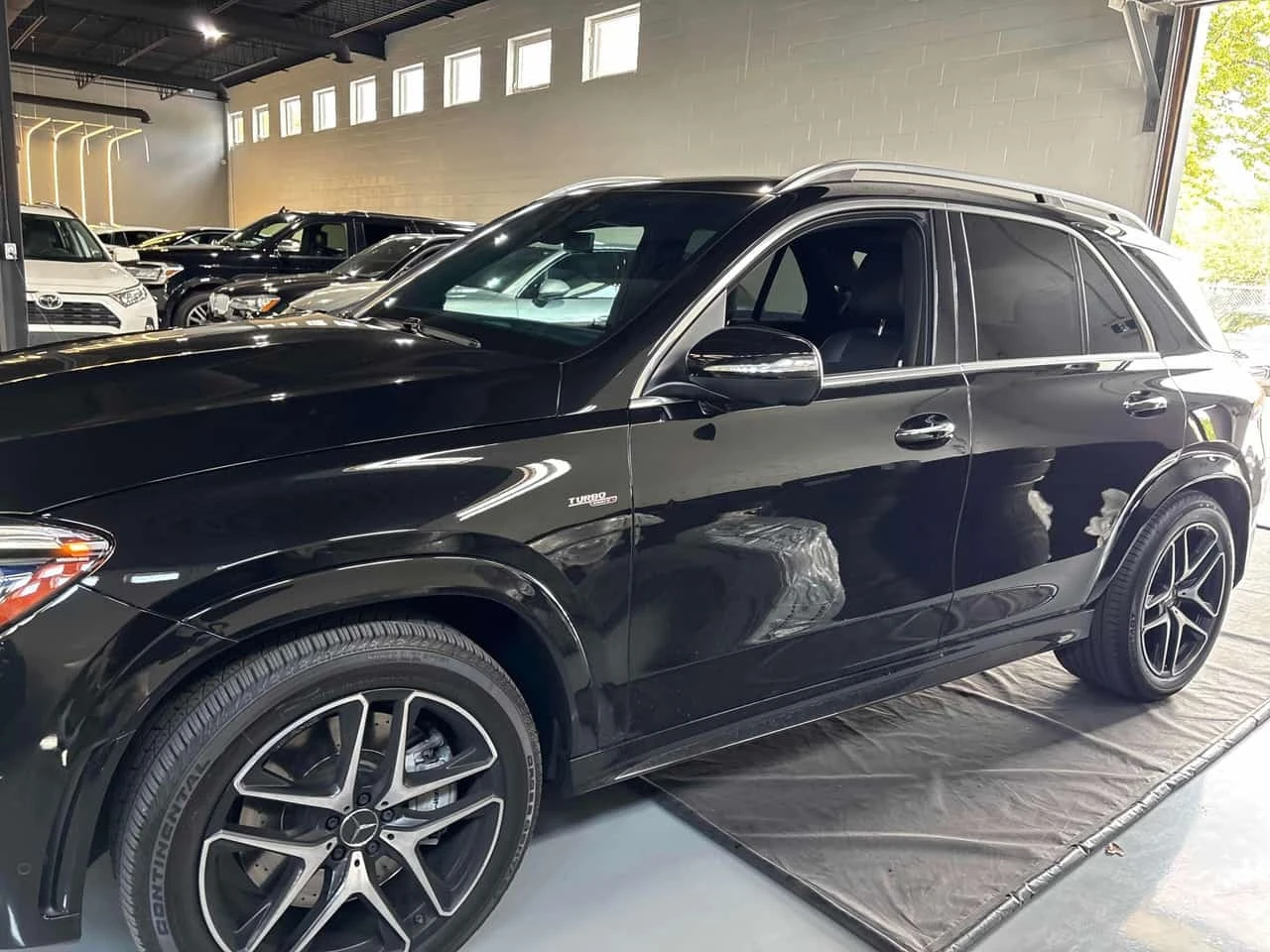 Mercedes-Benz GLE 53 4MATIC AMG  CARFAX, снимка 2 - Автомобили и джипове - 56300174