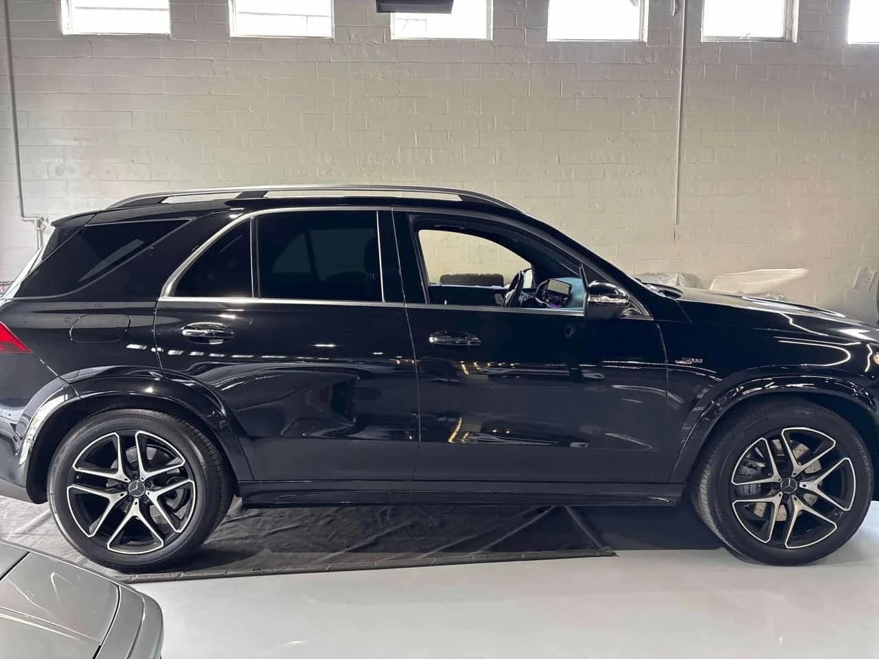 Mercedes-Benz GLE 53 4MATIC AMG  CARFAX, снимка 3 - Автомобили и джипове - 56300174
