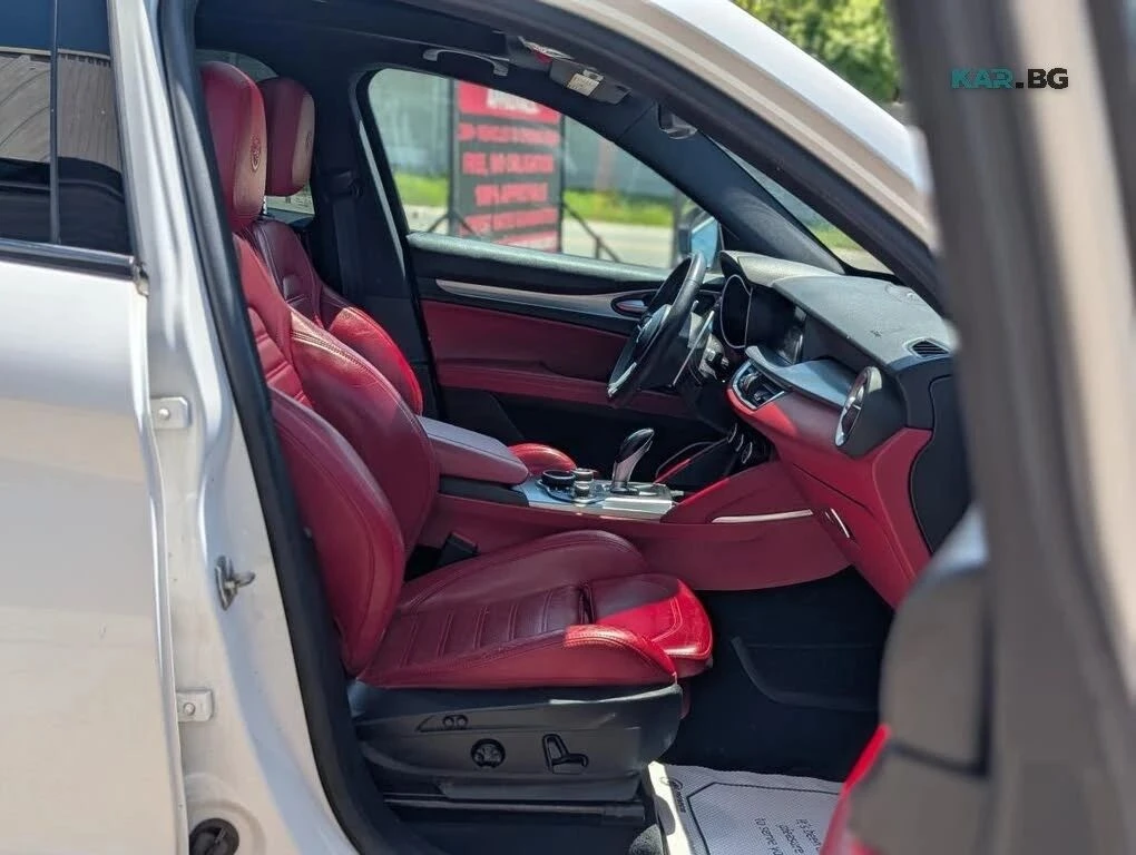 Alfa Romeo Stelvio, снимка 7 - Автомобили и джипове - 56711100