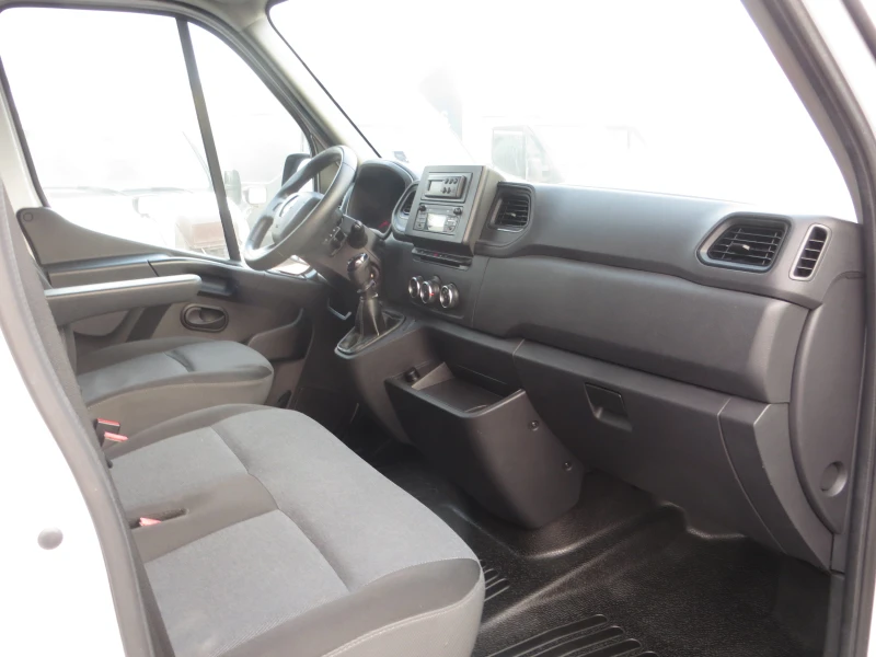 Renault Master ХЛАДИЛЕН THERMO KING, снимка 10 - Бусове и автобуси - 52849936