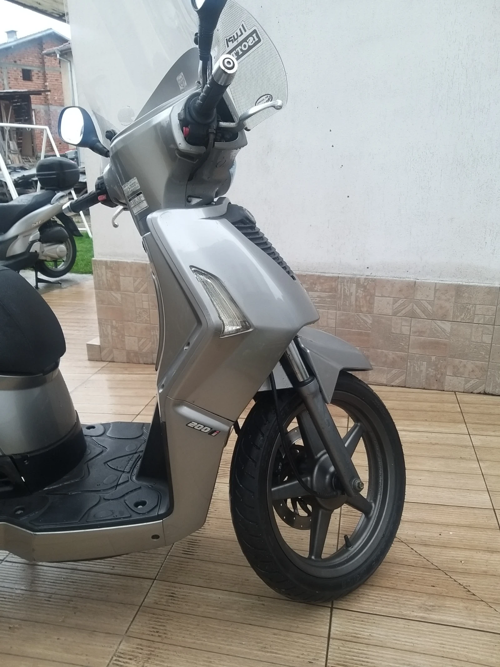 Kymco People  - изображение 5