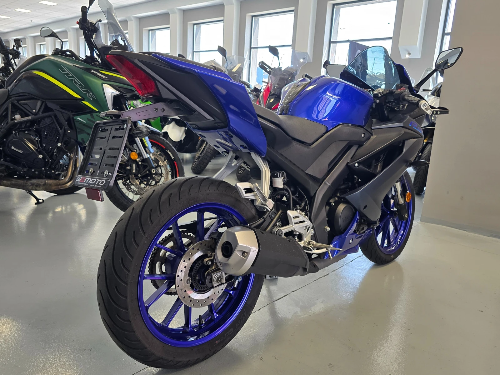 Yamaha Yzf R 125, като НОВ, 2023г., снимка 5 - Мотоциклети и мототехника - 54884667