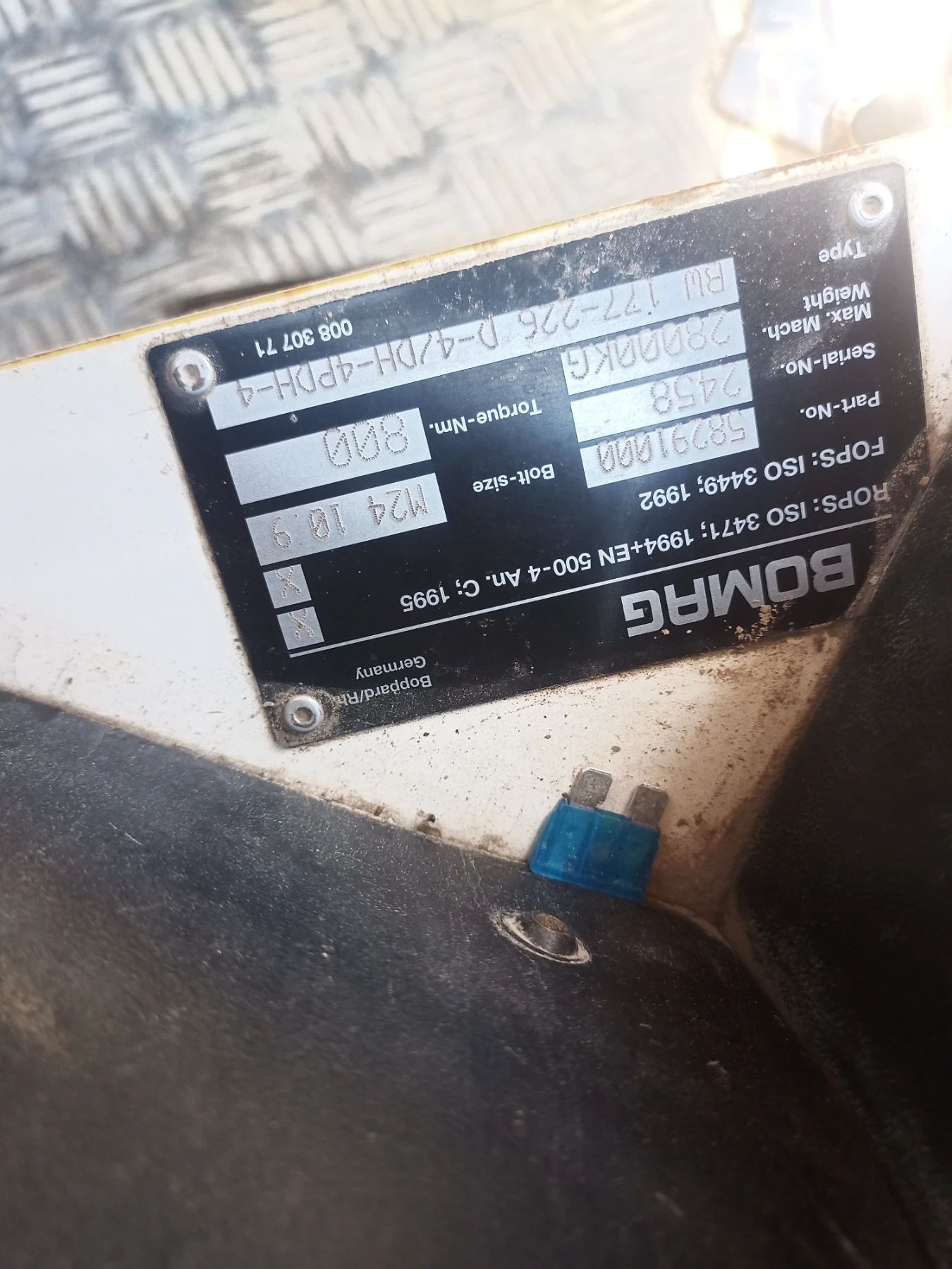 Валяк BOMAG BW216DH-4 - изображение 6