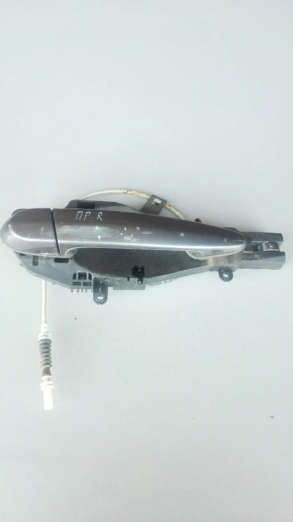 Дръжка врата външна предна дясна Бмв 320д Е90