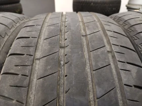 Гуми Летни 225/45R19, снимка 2 - Гуми и джанти - 48993473