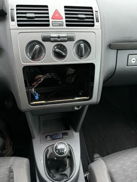 VW Touran 1.4 tsi, снимка 6