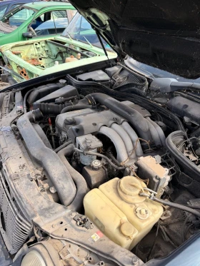 Mercedes-Benz E 200, снимка 9