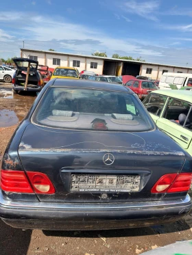 Mercedes-Benz E 200, снимка 3