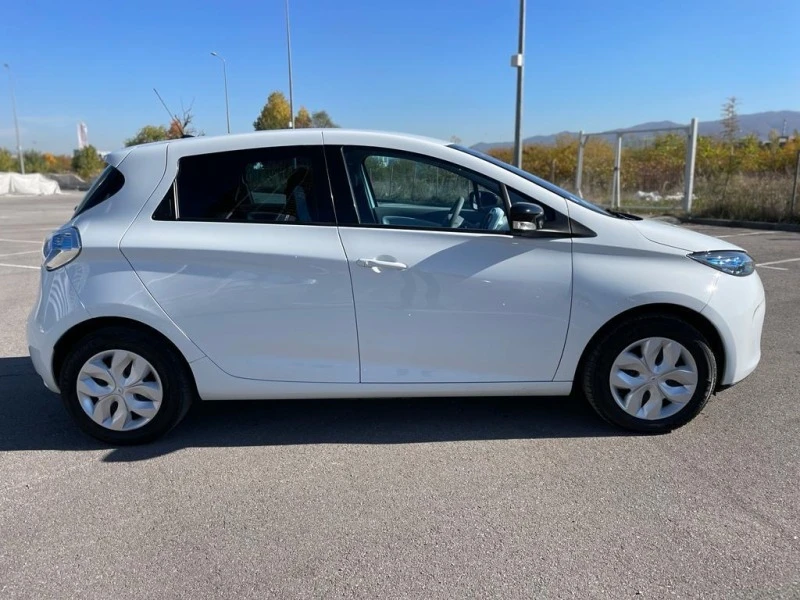 Renault Zoe Q210-NAVI-AUTO-22kW, снимка 3 - Автомобили и джипове - 43107256