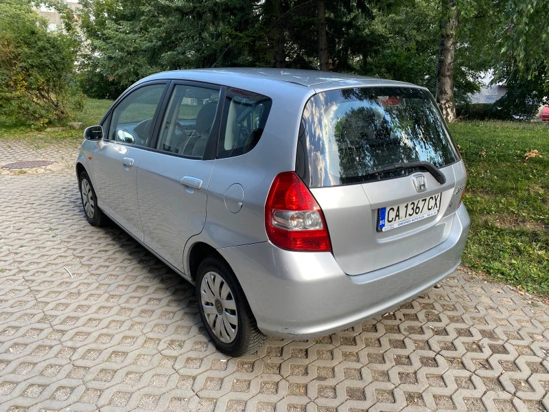 Honda Jazz ОТЛИЧЕН БЕНЗИН, снимка 8 - Автомобили и джипове - 46638089