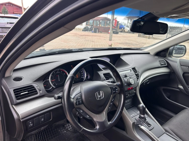 Honda Accord 2.2DTEC AVTOMAT/NAVI/KAMERA EURO 5 ЛИЗИНГ, снимка 11 - Автомобили и джипове - 47354250