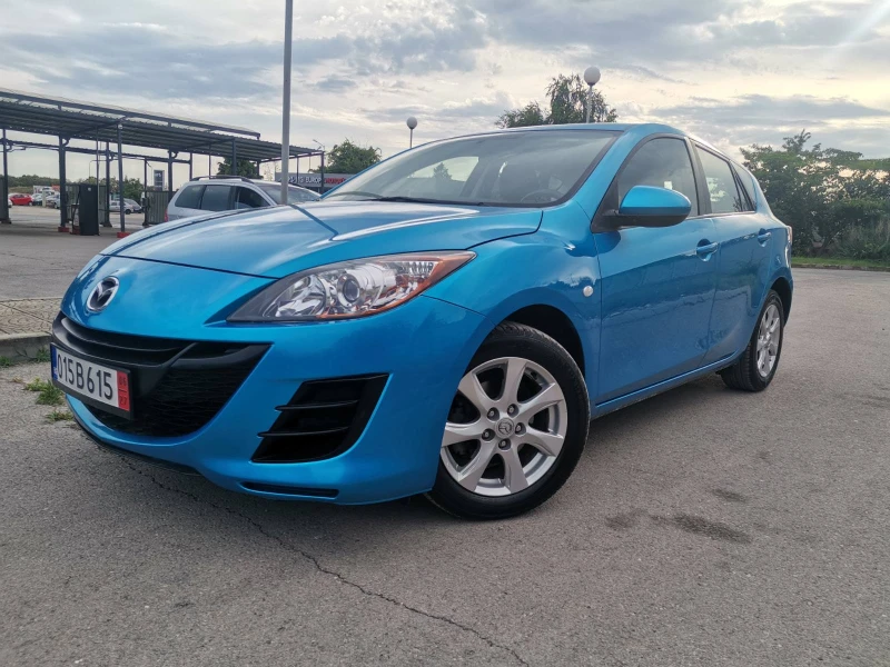 Mazda 3 1.6i /УНИКАТ, снимка 1 - Автомобили и джипове - 47373575