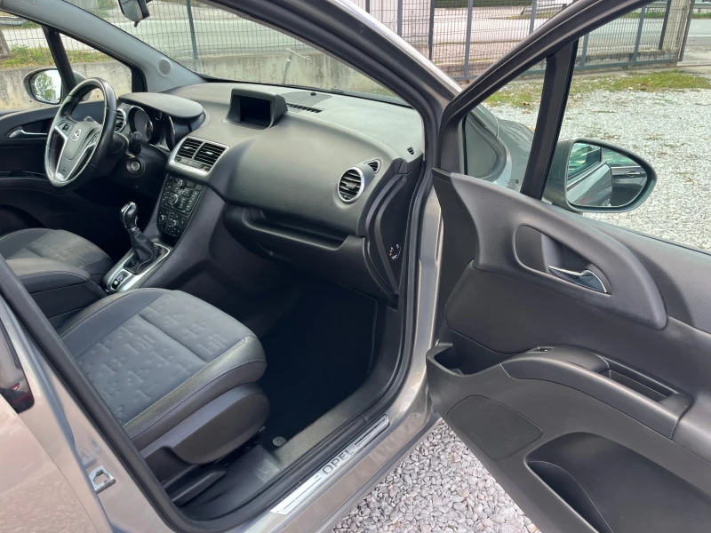 Opel Meriva 1.6CDTI, снимка 9 - Автомобили и джипове - 47672195