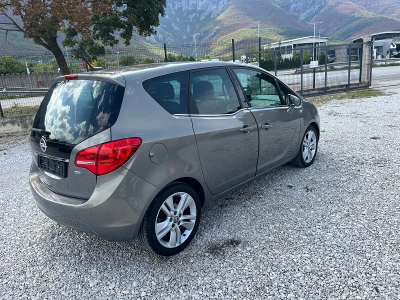 Opel Meriva 1.6CDTI, снимка 8 - Автомобили и джипове - 47672195