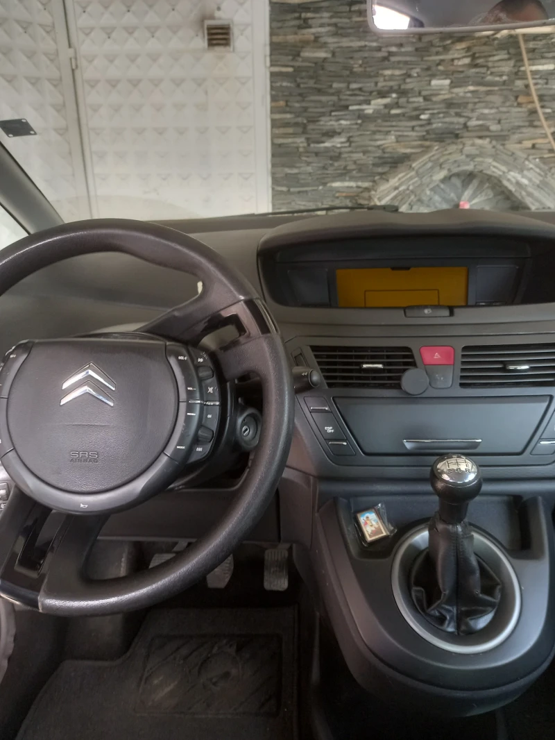 Citroen C4 Picasso, снимка 10 - Автомобили и джипове - 48452099