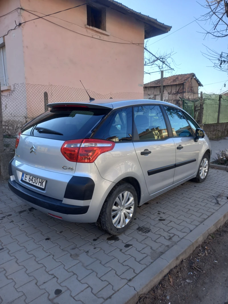 Citroen C4 Picasso, снимка 8 - Автомобили и джипове - 48452099