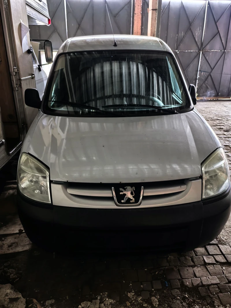 Peugeot Partner 2.0HDI, снимка 1 - Автомобили и джипове - 48523728