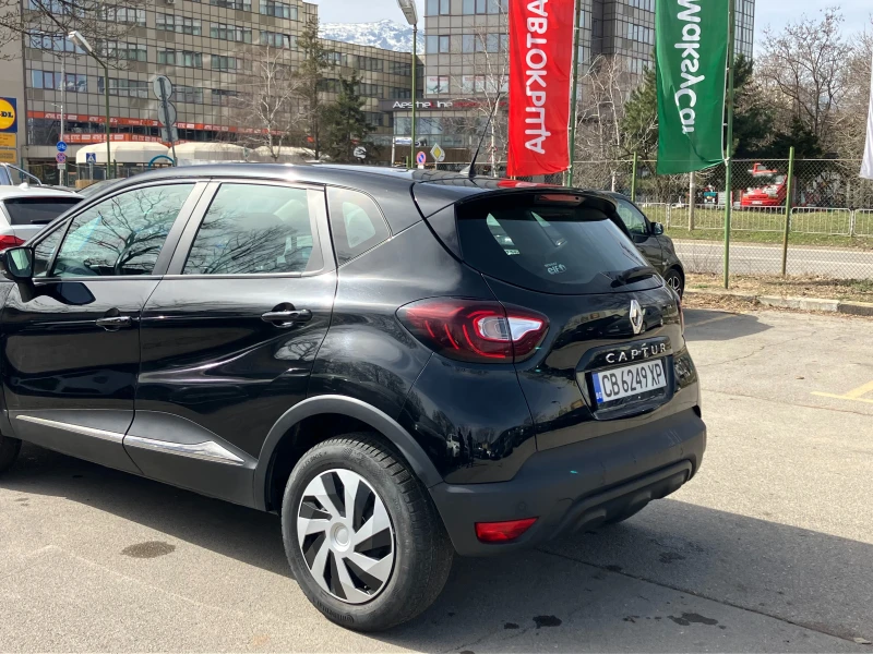 Renault Captur, снимка 4 - Автомобили и джипове - 49449921