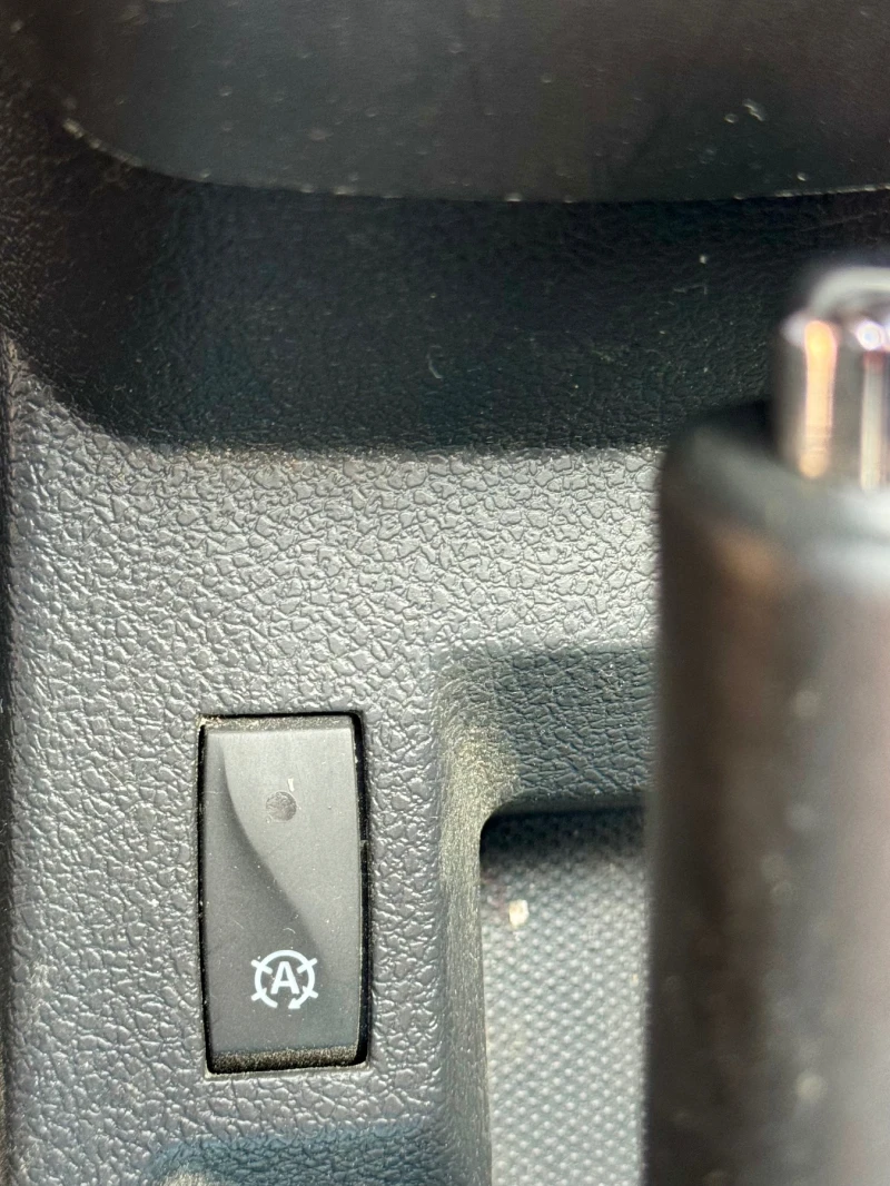 Dacia Lodgy 1.6* LPG* LIZING* 102ks* CRUISE* 7MESTA, снимка 8 - Автомобили и джипове - 52787570