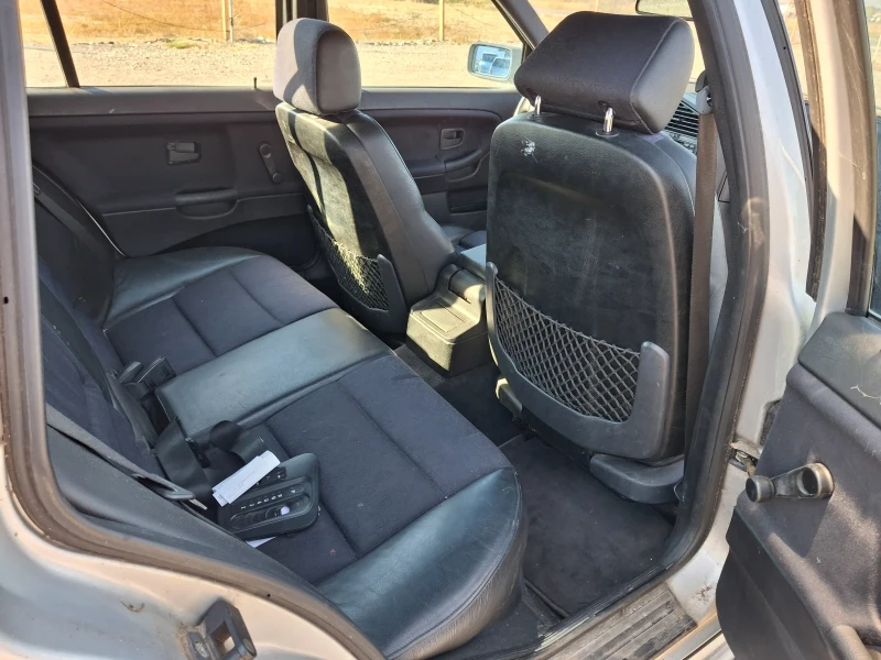 BMW 323, снимка 15 - Автомобили и джипове - 52854113