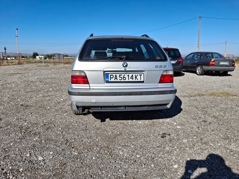 BMW 323, снимка 6 - Автомобили и джипове - 52854113
