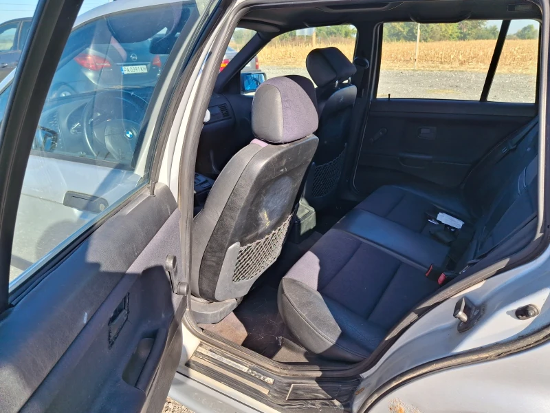 BMW 323, снимка 7 - Автомобили и джипове - 52854113