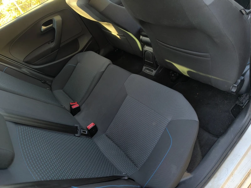 VW Polo R Line pack, снимка 9 - Автомобили и джипове - 51970261