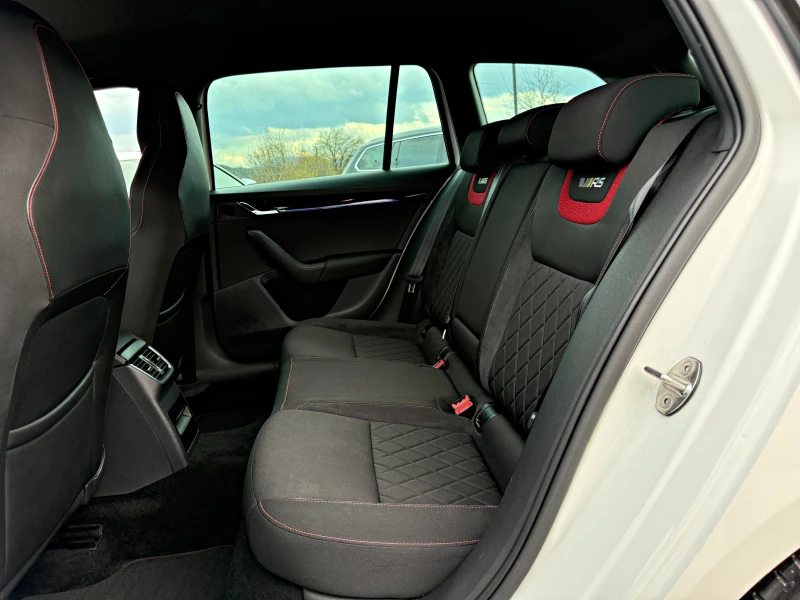 Skoda Octavia VRS, снимка 10 - Автомобили и джипове - 52484242