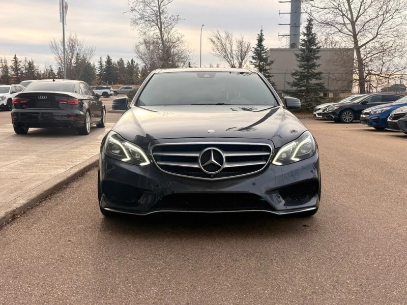 Mercedes-Benz E 350 4matic * CARFAX * АвтоКредит * (ЦЕНА ДО БГ), снимка 2 - Автомобили и джипове - 52553486