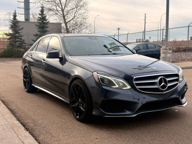 Mercedes-Benz E 350 4matic * CARFAX * АвтоКредит * (ЦЕНА ДО БГ), снимка 3 - Автомобили и джипове - 52553486
