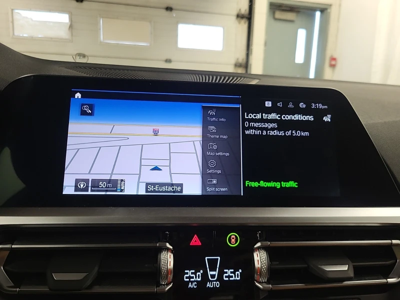 BMW 330 E HYBRID * * CARFAX * * АВТО КРЕДИТ * * , снимка 11 - Автомобили и джипове - 52587845