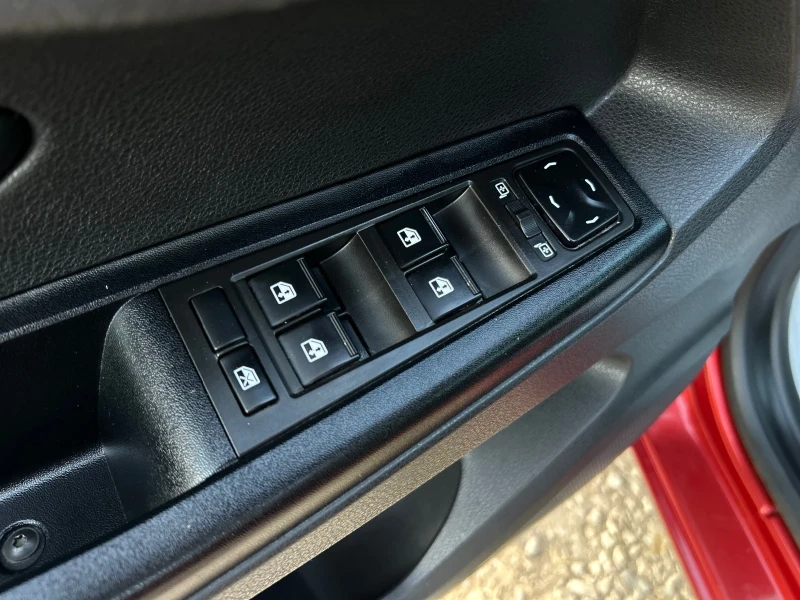 Lada Vesta 1.6 NAVI КАМЕРА евро 6, снимка 16 - Автомобили и джипове - 52697425