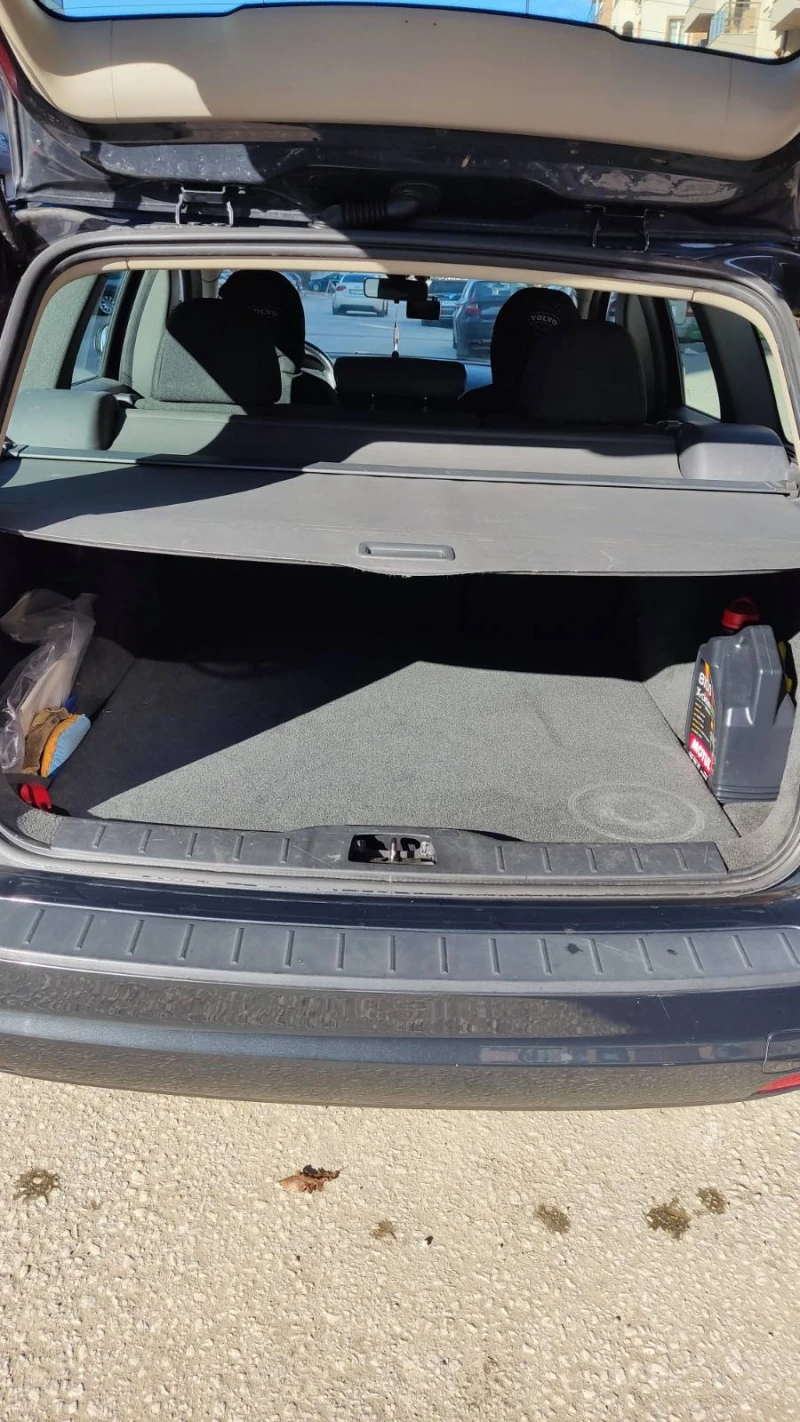 Volvo V50 1.6hdi, снимка 7 - Автомобили и джипове - 52873342