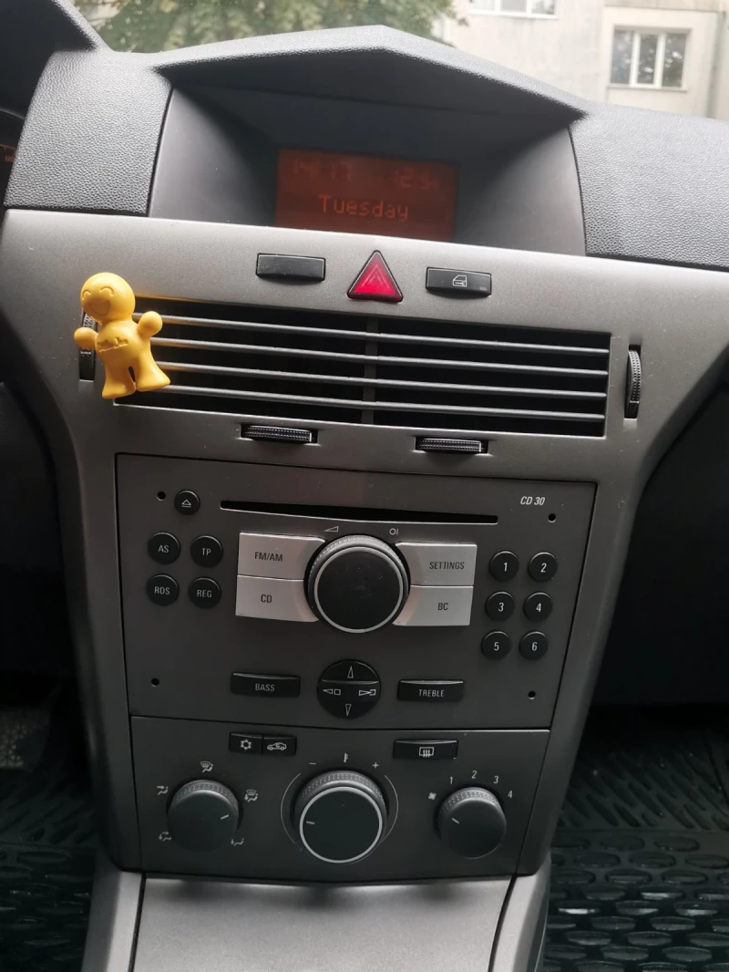 Opel Astra, снимка 4 - Автомобили и джипове - 52998404