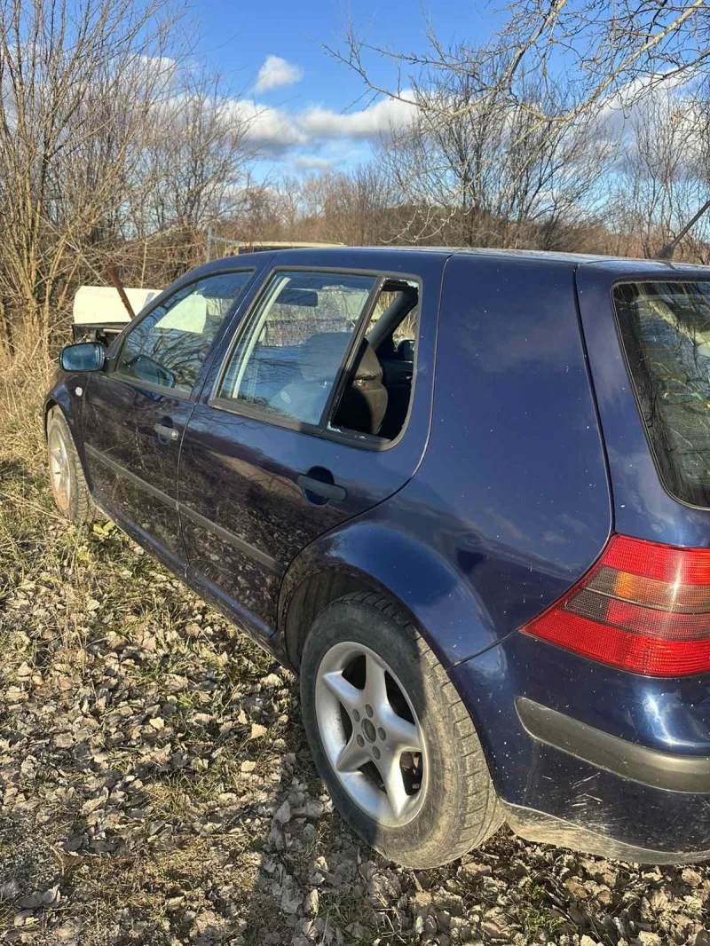 VW Golf, снимка 3 - Автомобили и джипове - 53129086