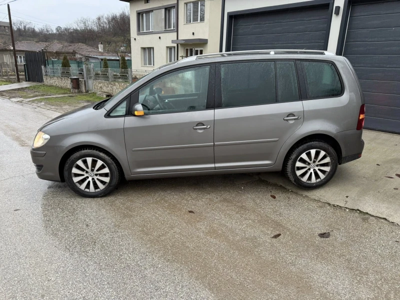 VW Touran 1.4 tsi, снимка 11 - Автомобили и джипове - 53373505
