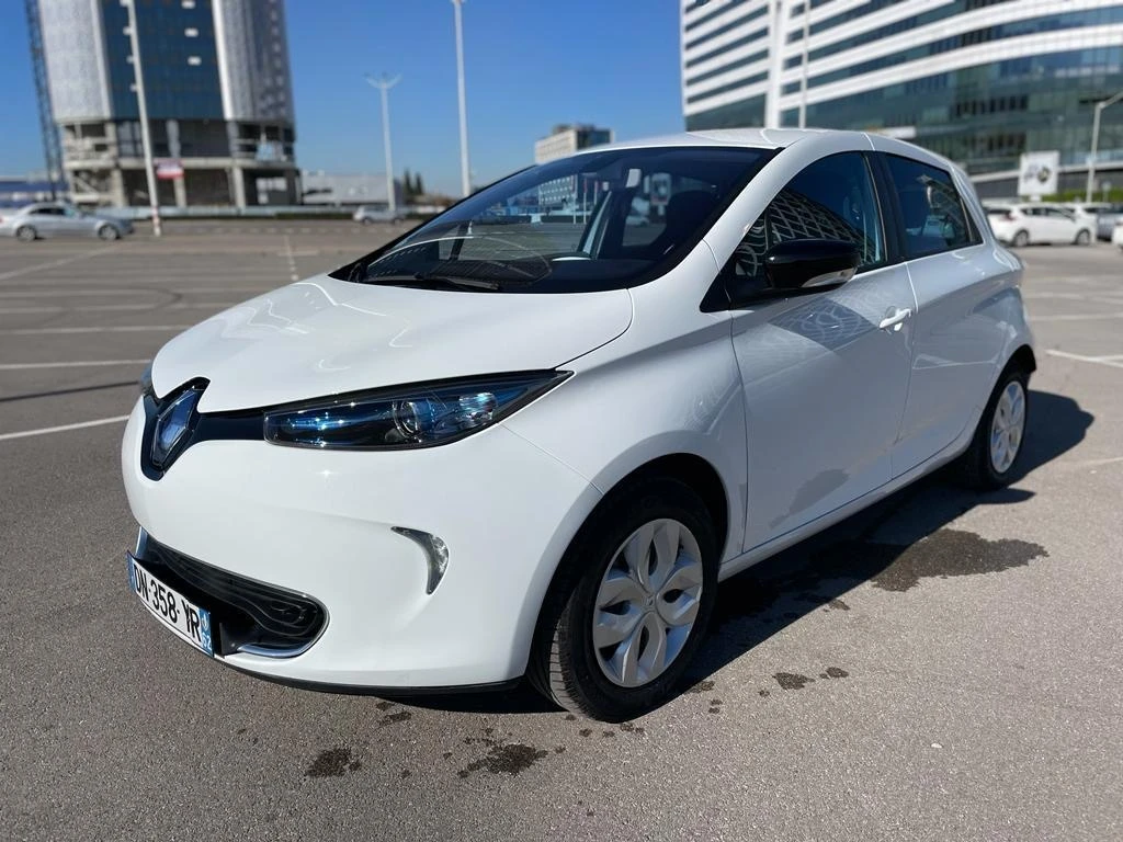 Renault Zoe Q210-NAVI-AUTO-22kW - изображение 2