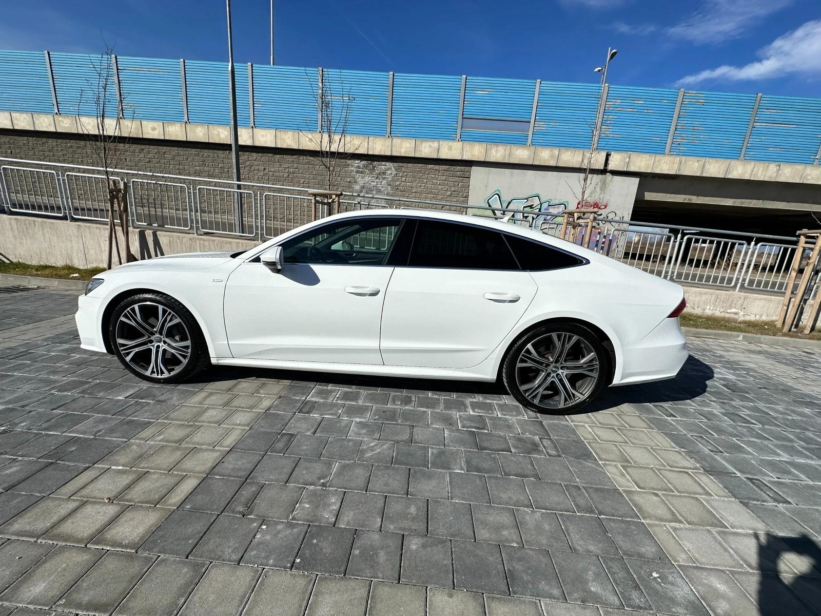 Audi A7 Sportback 3.0 50 TDI Quattro - изображение 6