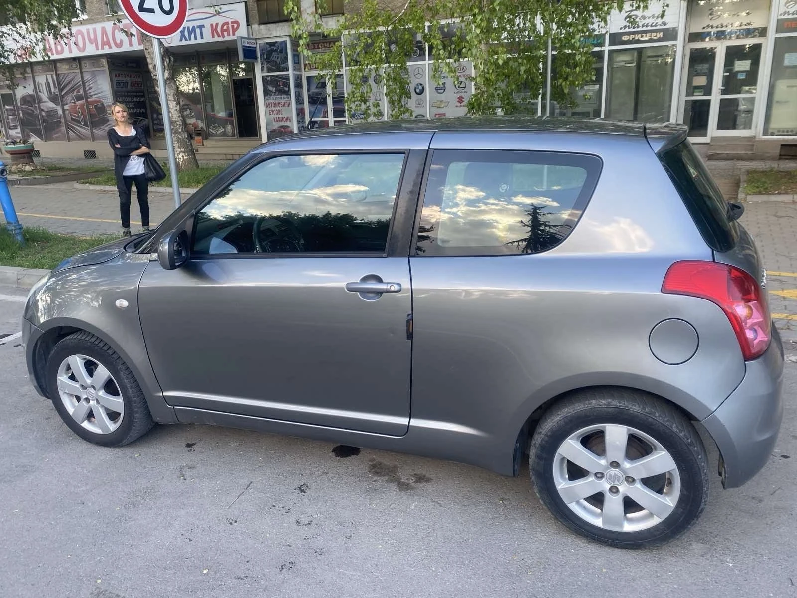 Suzuki Swift 1.3 ГАЗ - изображение 5