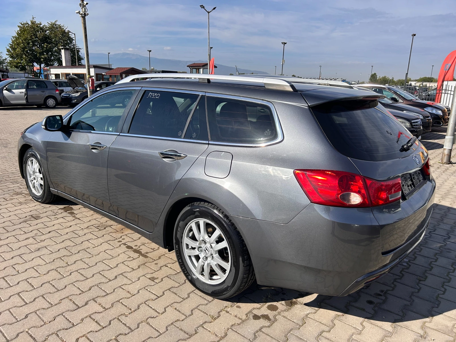 Honda Accord 2.2DTEC AVTOMAT/NAVI/KAMERA EURO 5 ЛИЗИНГ - изображение 8