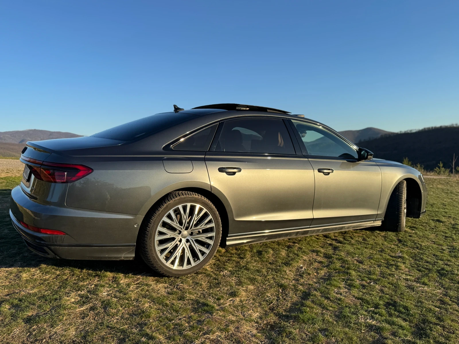 Audi A8 LONG* MATRIX* B&O* PANO* HUD* NAVI - изображение 3