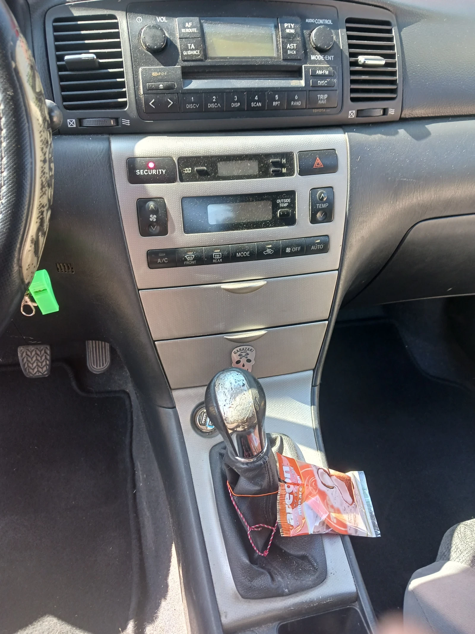 Toyota Corolla  - изображение 10