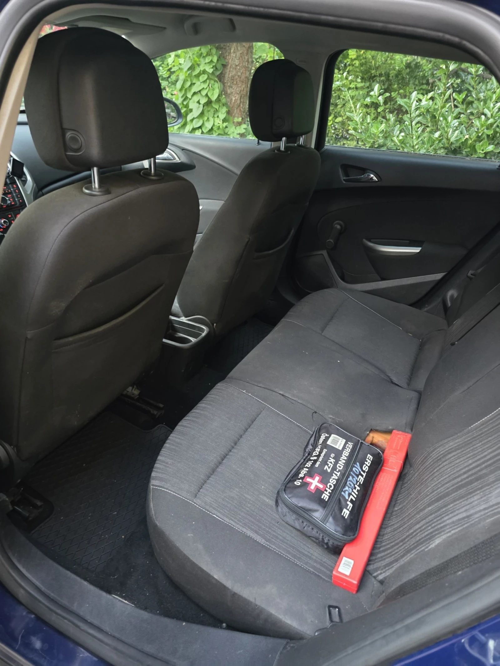 Opel Astra Комби - изображение 8