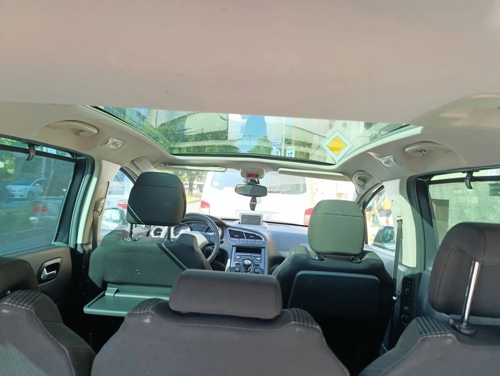 Peugeot 5008 7мест.нави, панорама - изображение 3
