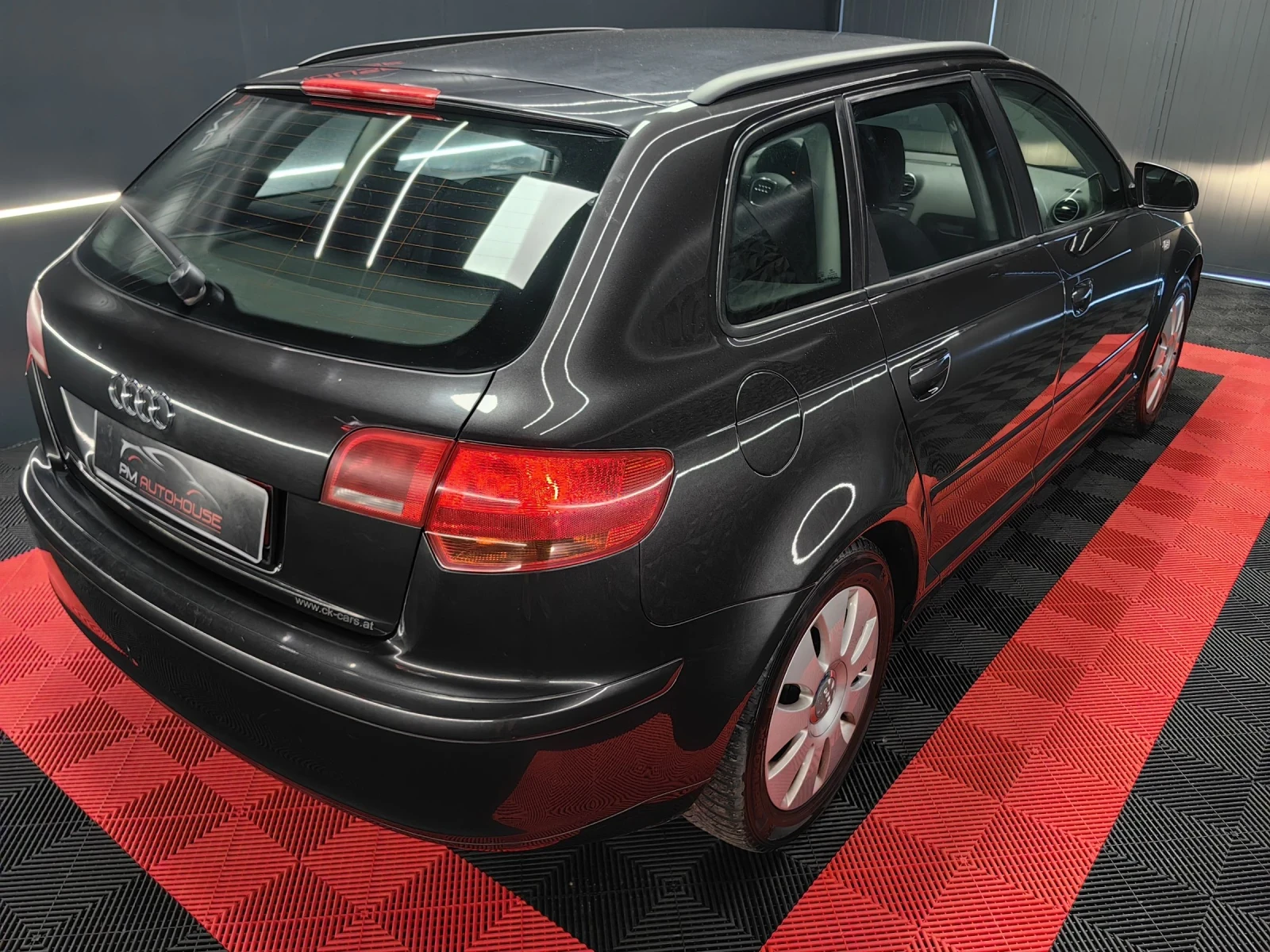 Audi A3 1.9TDI* 105к.с* SPORTBACK* КЛИМАТРОНИК* ПЕРФЕКТНА - изображение 4