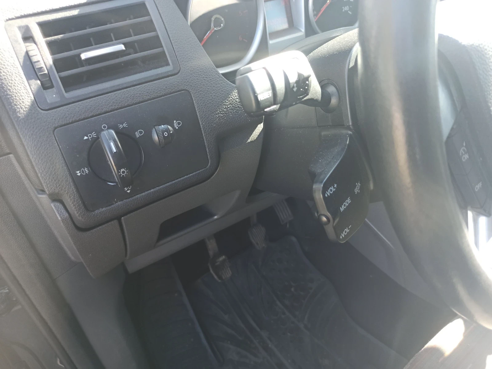 Ford C-max 1.6 TDCI 109 - изображение 10