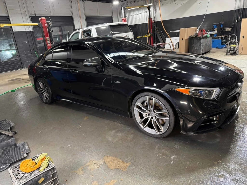 Mercedes-Benz CLS * AMG 53 * CARFAX * ��� ������������ ������ | Mobile.bg � ����������� 3