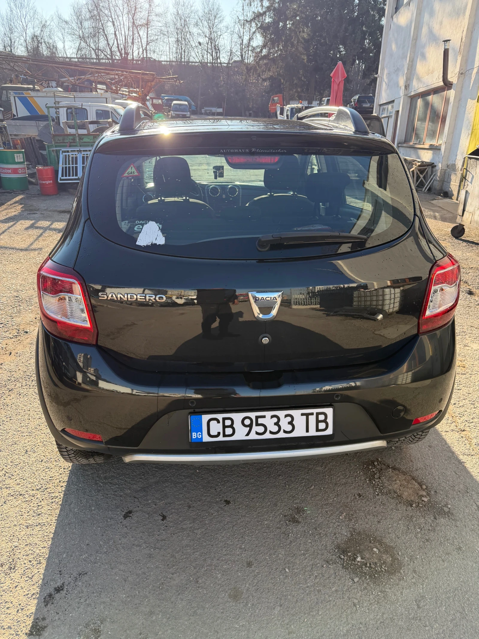 Dacia Sandero Бензин-Газ - изображение 3