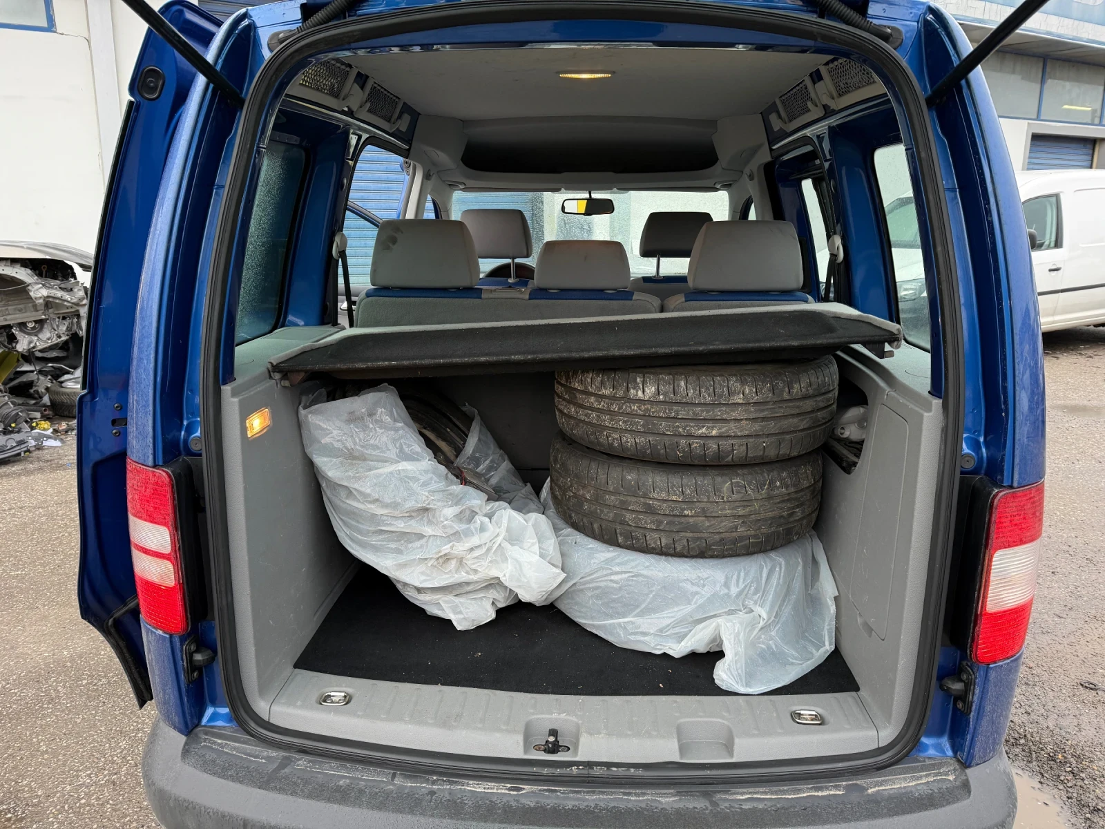 VW Caddy 2.00 метан  - изображение 10