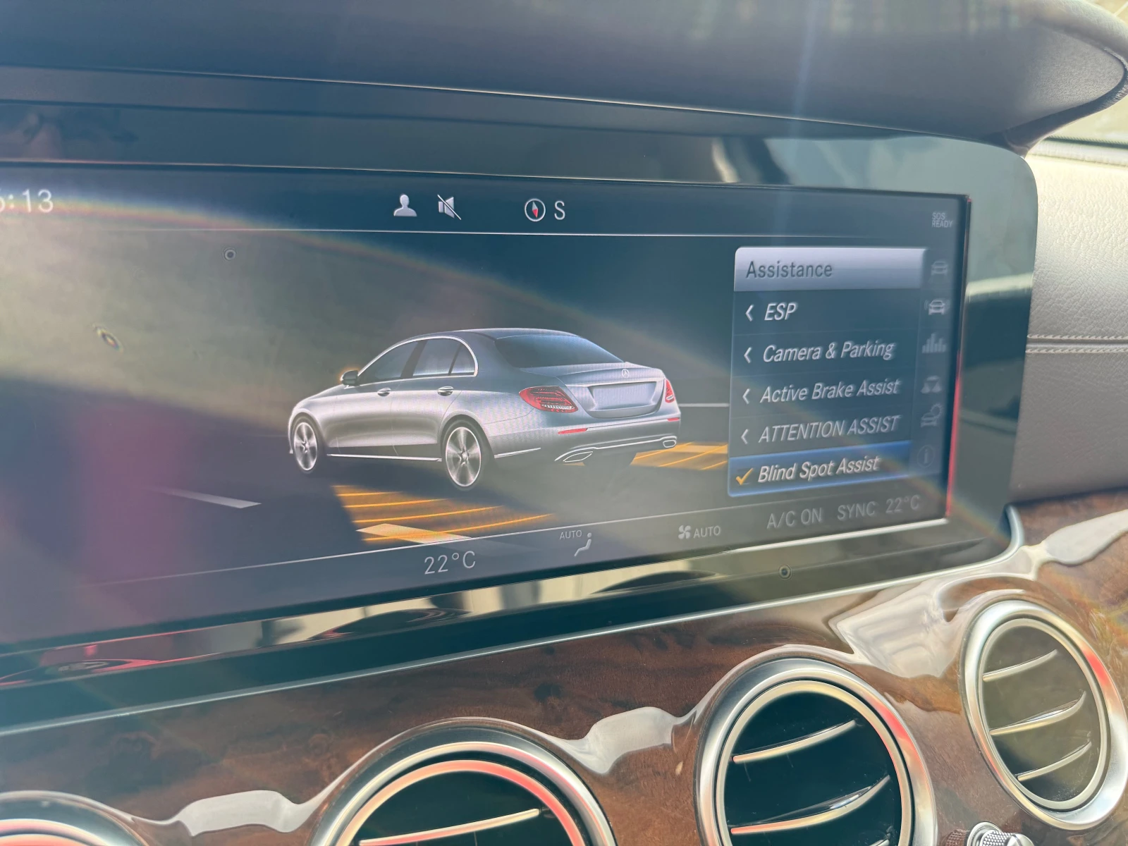 Mercedes-Benz E 300, снимка 8 - Автомобили и джипове - 54163659